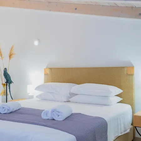 La Perla Di Barla Seafront Appartement