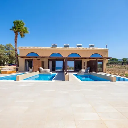 La Perla Di Barla Seafront Appartement