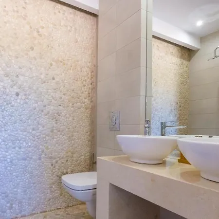 La Perla Di Barla Seafront Apartment Kanalos