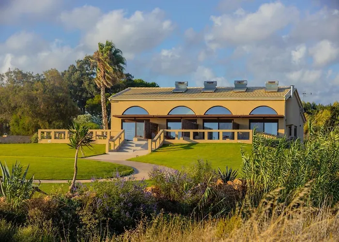 La Perla Di Barla Seafront * Kanalos