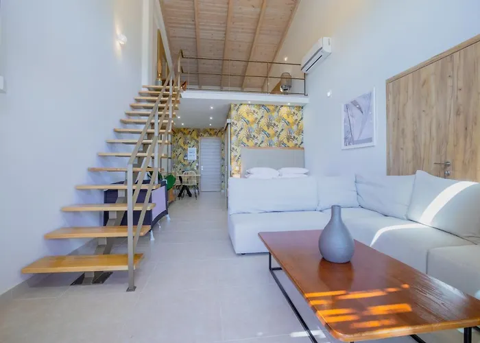 La Perla Di Barla Seafront Kanalos