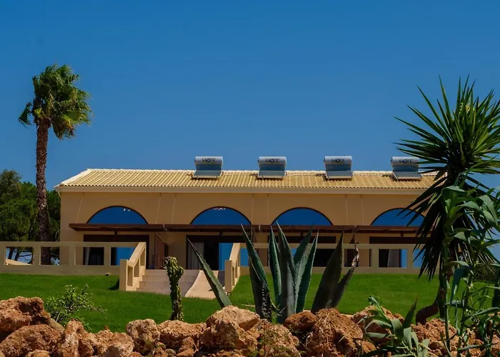 La Perla Di Barla Seafront