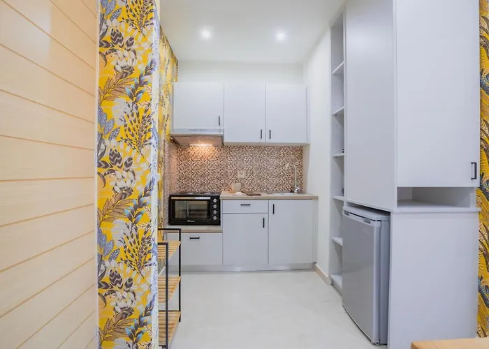 La Perla Di Barla Seafront Apartamento Kanalos